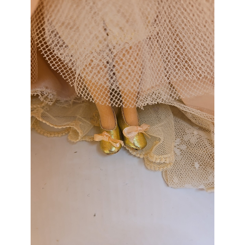 Madame Alexander Rococo Bride 10" Doll 22460 Through The Ages 75th Anniv 1998 - Picture 8 of 14